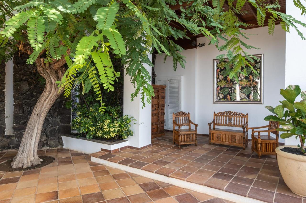 Nazaret Mansion Hotel Costa Teguise Bagian luar foto